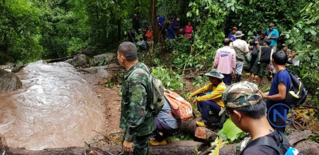 พิษพายุเซินติญน้ำป่าหลากพัดผัวเจ็บ-เมียหาย