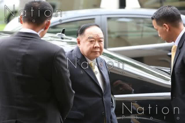 บิ๊กป้อมปวดท้อง หามส่งรพ.ด่วน !!