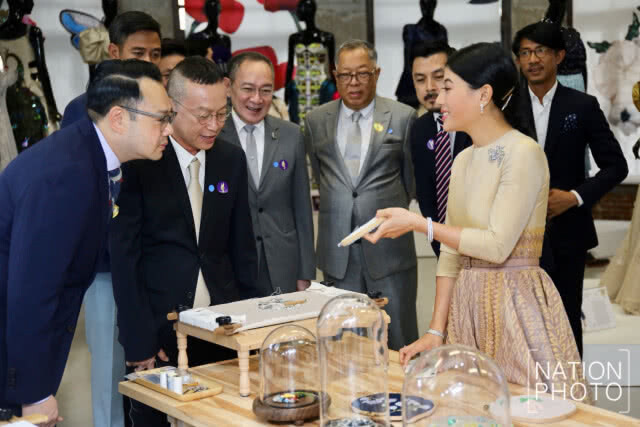 พระเจ้าหลานเธอ พระองค์เจ้าสิริวัณณวรี เสด็จเปิดนิทรรศการ ณ หอศิลป์ร่วมสมัยราชดำเนิน