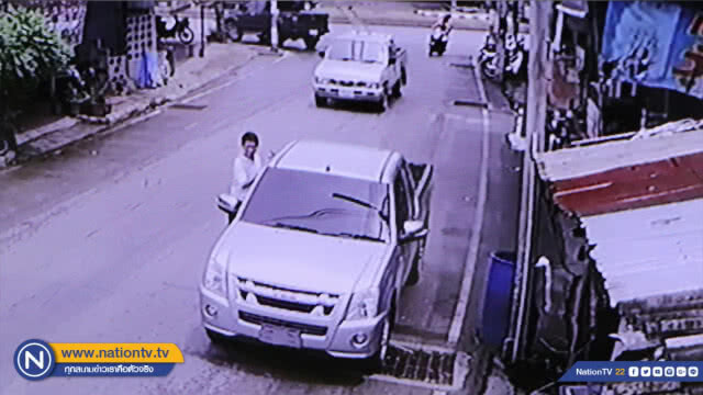 วงจรปิดจับภาพชัด !! โจรขับปิกอัพฉกบุหรี่ในร้านโชห่วย