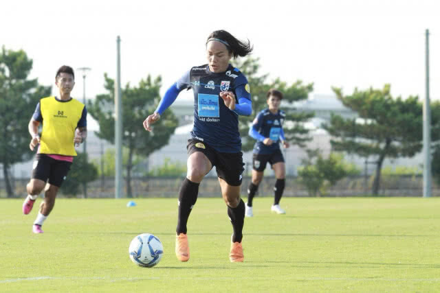 "ชบาแก้ว" ซ้อมเข้มที่ญี่ปุ่นวันที่สอง​ อาจเลื่อนเวลาอุ่นเครื่องเลี่ยงไต้ฝุ่นชงดารี
