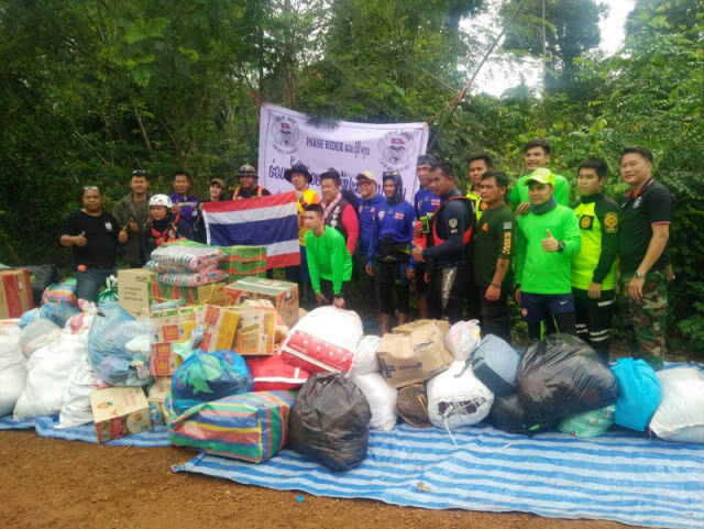 ทีมกู้ภัยไทยเผย บ้านหินลาด บ้านท่าหิน แขวงอัตตะปืออ่วมสุด น้ำมิดหลังคาบ้าน