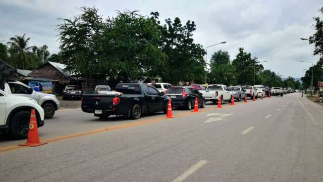 ช่องเขาตะโกรถติดหนึบ!! เส้นทางขึ้นสู่อีสานใต้