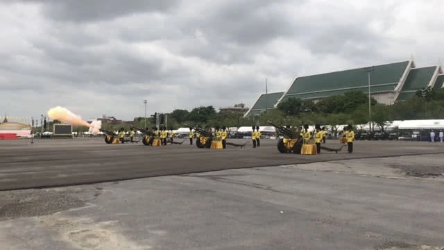 3 เหล่าทัพ ยิงสลุตหลวง 21 นัด เฉลิมพระเกียรติ ร.10