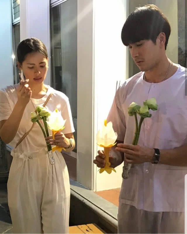 คนบันเทิงเข้าวัดทำบุญ "วันอาสาฬหบูชา-เข้าพรรษา"