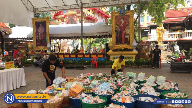 คณะสงฆ์ลพบุรีพร้อมนำสิ่งของช่วยพี่น้องชาวลาว