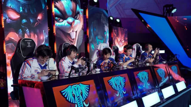 สุดยอด! "ไทย"คว้ารองแชมป์โลกศึกเกม ROV รับเงินรางวัล 3 ล้าน