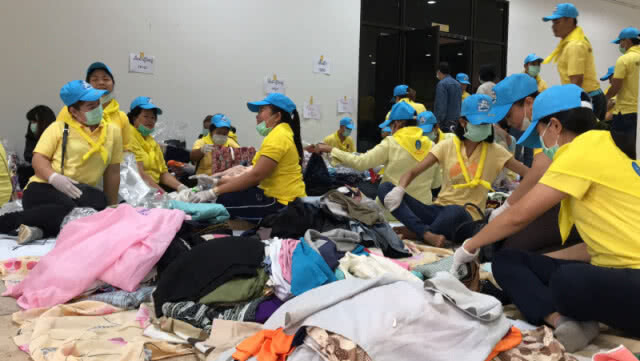 (คลิป) หนองคายคัดแยกข้าวของ เตรียมส่งช่วยเหลือ สปป.ลาว