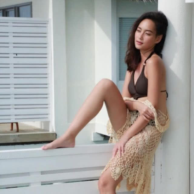 (คลิป) เอาใจไปเลย! บีน้ำทิพย์โพสท่าสุดเซ็กซี่