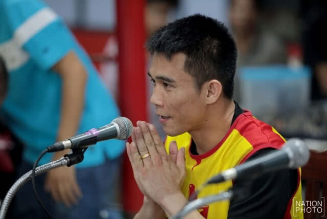 "แหลม ศรีษะเกษ" เปิดใจ โชว์แหวนหมั้นยันไม่คบซ้อน
