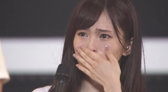 "เฌอปราง BNK48" สุดเศร้า!! "ซายาเน่ NMB48" ประกาศจบการศึกษา