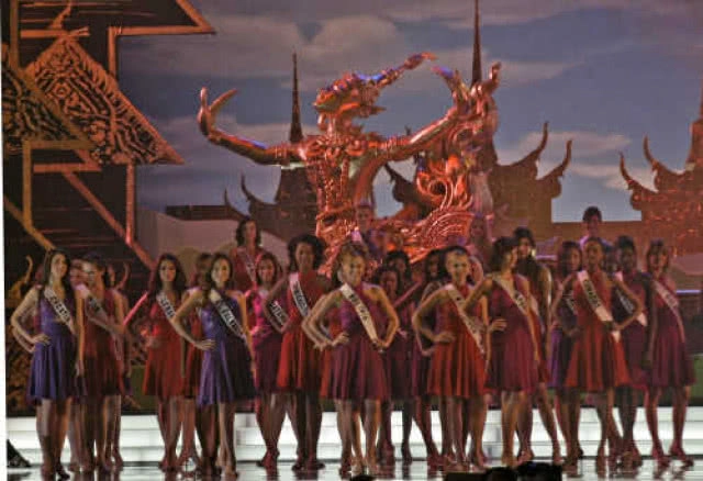 ประเทศไทยเจ้าภาพมิสยูนิเวิร์ส "คุ้ม หรือ กลุ้ม"