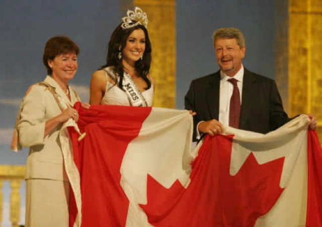 ประเทศไทยเจ้าภาพมิสยูนิเวิร์ส "คุ้ม หรือ กลุ้ม"