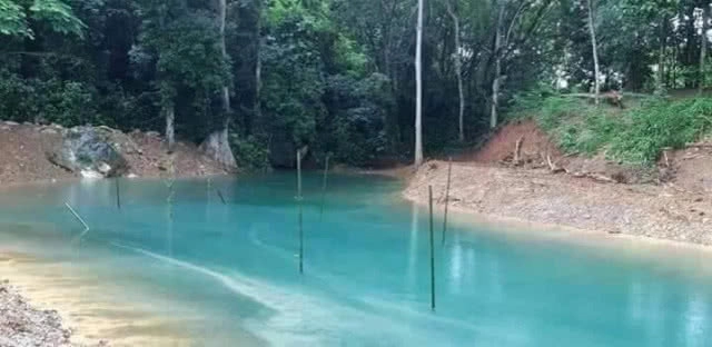 ฮือฮา!!  ปรากฏการณ์สีน้ำ "ถ้ำหลวงขุนน้ำนางนอน"