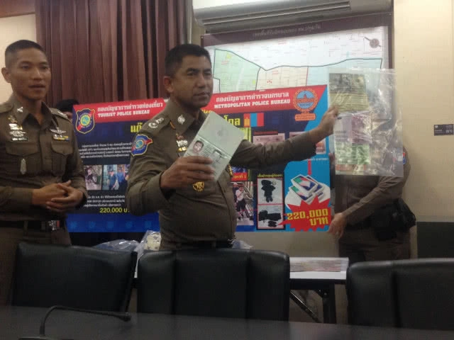 ตำรวจท่องเที่ยวแถลงจับ 3 คนร้ายแก๊งชาวมองโกลล้วงกระเป๋าหนุ่มเกาหลีใต้