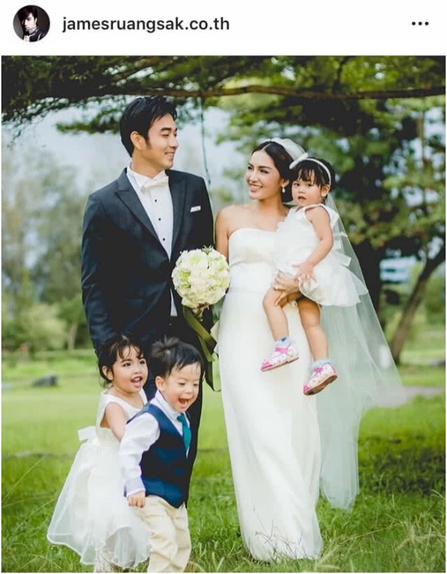 "เจมส์" สุดแฮปปี้ "ครูก้อย" ท้องแล้ว
