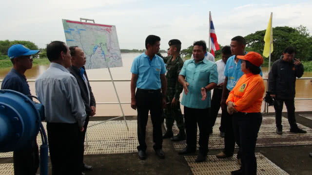 ผู้ว่าฯ หนองคายตรวจเข้ม เฝ้าระวังสถานการณ์น้ำโขง