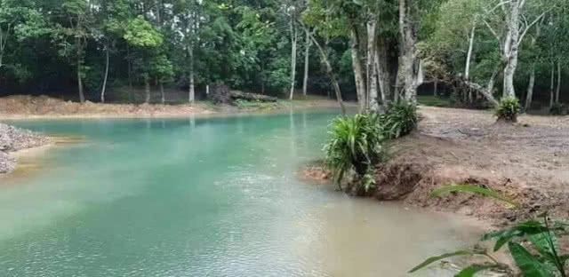 ฮือฮา!!  ปรากฏการณ์สีน้ำ "ถ้ำหลวงขุนน้ำนางนอน"