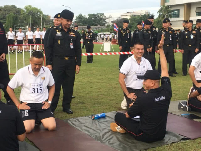 "หมอภาคย์" ชวน "ยิ้มเห็นฟัน" ยับยั้งความโกรธ
