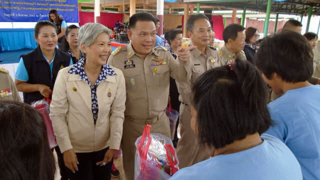 เรือนจำสระแก้ว เลี้ยงอาหารผู้ต้องขังหญิง เพื่อเฉลิมพระเกียรติฯ 12 สิงหา