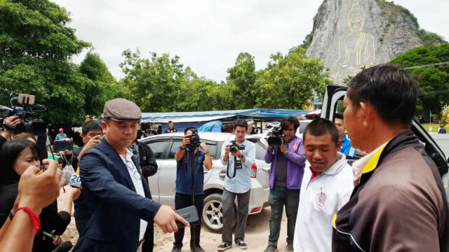 ตร. จำลองแผนฆ่าน้องสปาย-น้องฟอส เผยเสี่ยอ้วน ไอ้บ่าว ลงมือลั่นไกสังหาร