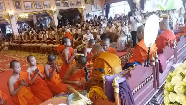 11เณรหมูป่าสึก-พระเอกยังไม่มีกำหนด