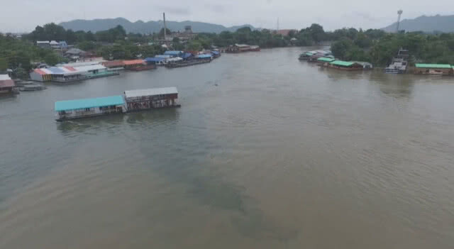 (คลิป) แพอาหาร ชาวบ้านท้ายเขื่อนแม่กลอง ไม่ห่วงน้ำท่วม