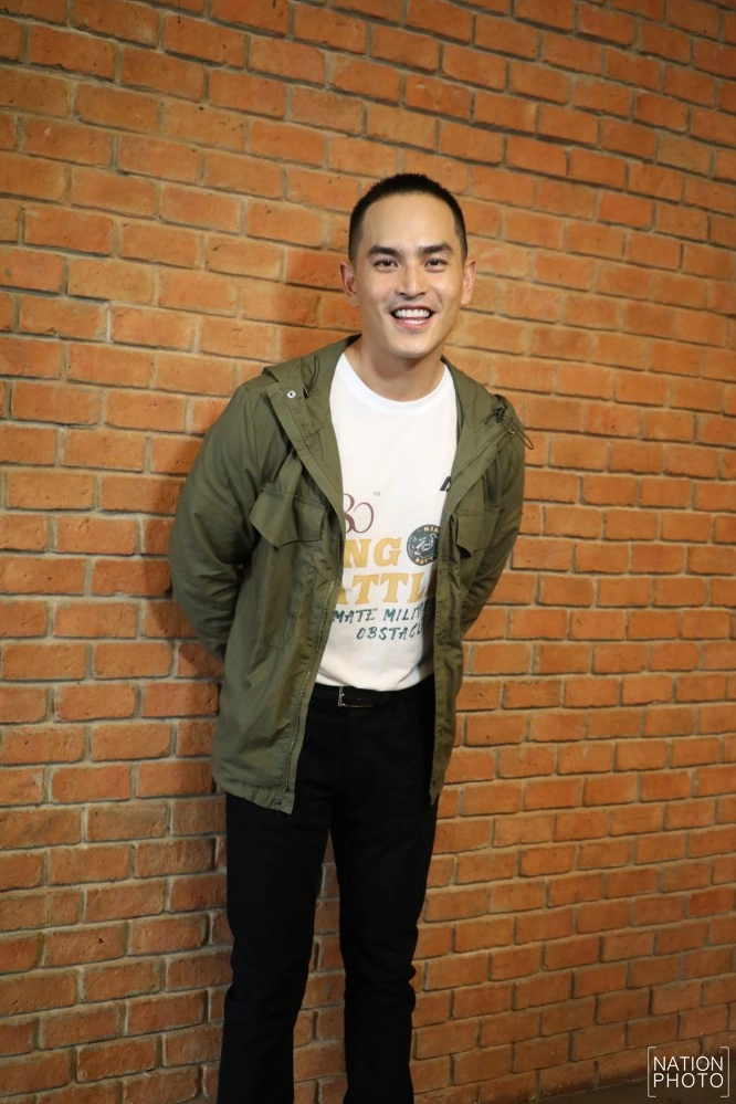 (คลิป) "สงกรานต์" ขอไม่ตอบ!!! เรื่องหย่า "แอฟ" ลั่น! แม้ไม่ได้อยู่ด้วยแต่จะคอยเติมส่วนที่ขาดให้ลูก