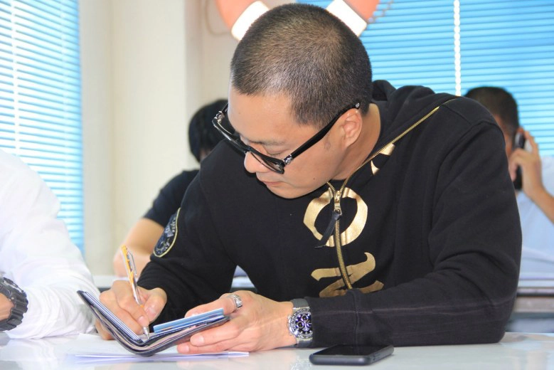 "เคลลี่-แอนด์ดรูว์" ร่วมสอบใบขับขี่เจ็ทสกี เพื่อเข้าร่วมกิจกรรม ขี่เจ็ทสกีร่องใต้ 1,300 กม.