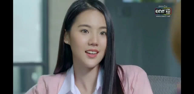 ส่องความสดใส "พลอยใส" นศ.ฝึกงานสุดแซ่บแห่งเมีย 2018