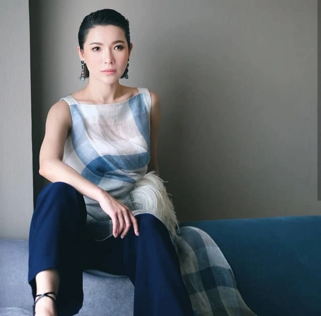 ส่องบ้านใหม่ มูลค่าหลัก 10 ล้าน ของ "ดีเจต้นหอม"