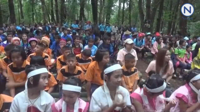 ชาวแม่ฮ่องสอนร่วมปลูกกล้วยไม้สู่ป่าเนื่องในวันแม่แห่งชาติ