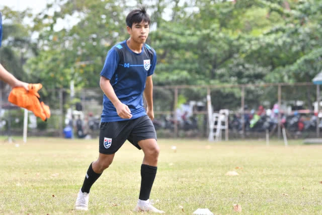 ช้างศึก ยู16 ซ้อมเข้มก่อนดวลพม่า