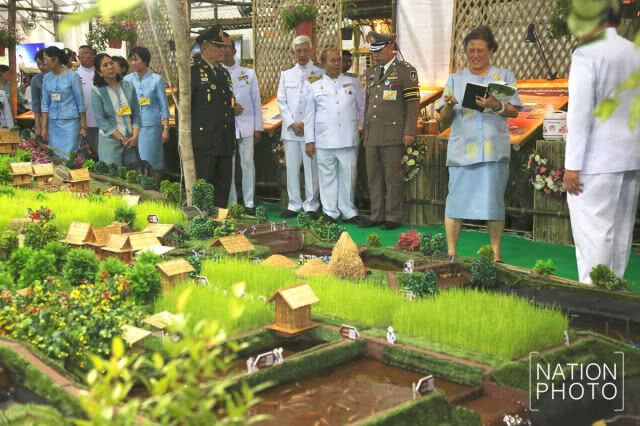 สมเด็จพระเทพฯ เสด็จฯ ไปทรงเปิดงาน "สีสรรพรรณไม้ เทิดไท้บรมราชินีนาถ" ครั้งที่ 12