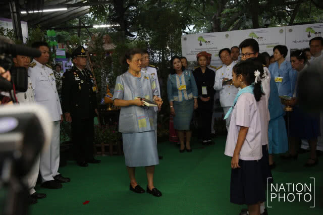 สมเด็จพระเทพฯ เสด็จฯ ไปทรงเปิดงาน "สีสรรพรรณไม้ เทิดไท้บรมราชินีนาถ" ครั้งที่ 12
