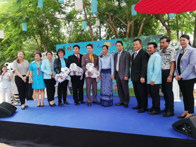 เชียงใหม่ไนท์ซาฟารี เปิดตัว "ลูกค่าง 5 สี" ต้อนรับวันแม่