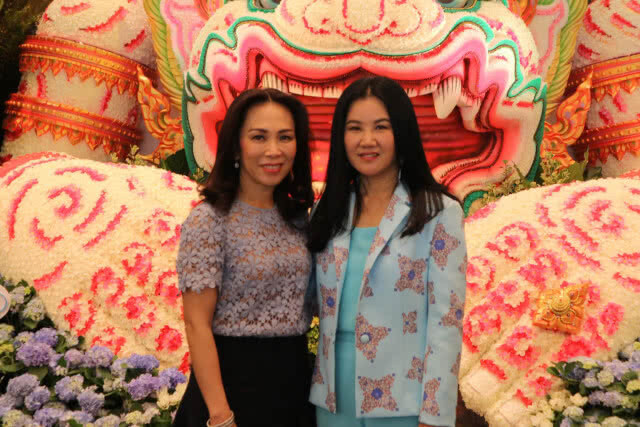Chic-in : "ปทุมมาราชินีป่าฝน"  โดย อุทยานไม้ดอกเพลาเพลิน ณ ดิ เอ็มโพเรี่ยม และ ดิ เอ็มควอเทียร์