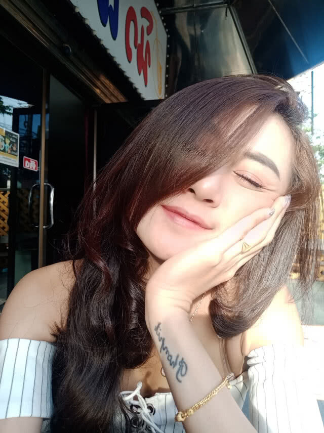 ส่องรูปปัจจุบัน "น้องหยก มกจ๊ก" อดีตตลกเด็ก