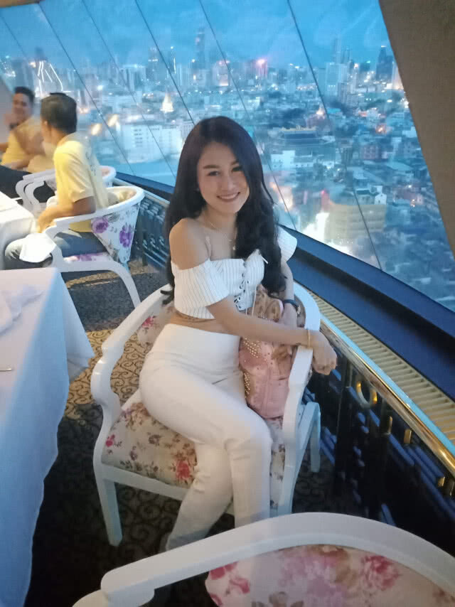 ส่องรูปปัจจุบัน "น้องหยก มกจ๊ก" อดีตตลกเด็ก