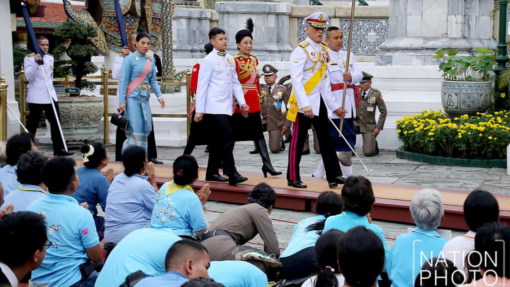 สมเด็จพระเจ้าอยู่หัว เสด็จในการพระราชพิธีเฉลิมพระชนมพรรษา สมเด็จพระราชินี ในรัชกาลที่ 9