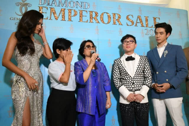 ลูกกตัญญู ชนะใจ "ชูชัย" คว้าเพชรค่า1แสนเป็นของขวัญวันแม่