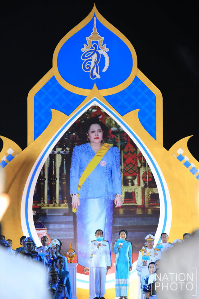 พิธีจุดเทียนถวายพระพรชัยมงคล สมเด็จพระนางเจ้าสิริกิติ์ พระบรมราชินีนาถ ในรัชกาลที่ ๙