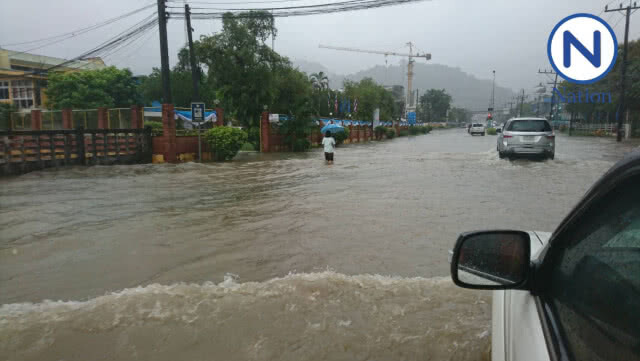ระนองอ่วมน้ำทะลักท่วมหลังฝนตกหนัก