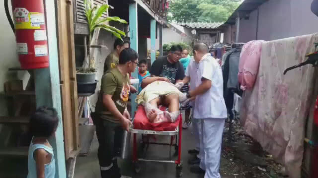 สาวชลบุรีวัย 22 ปีไม่รู้ตัวเองท้อง คลอดลูกชายในห้องน้ำวันมหามงคล 12 สิงหา