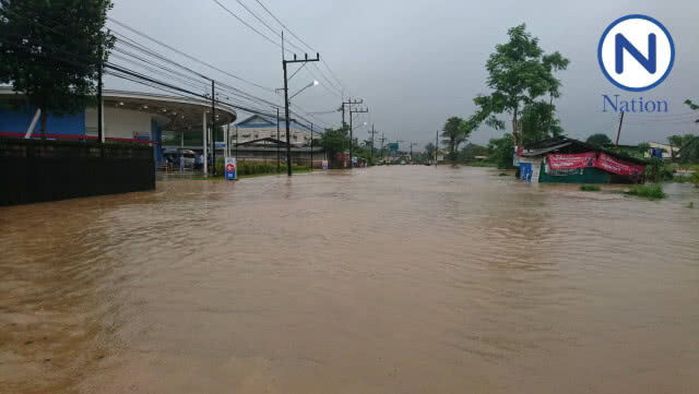 ระนองอ่วมน้ำทะลักท่วมหลังฝนตกหนัก