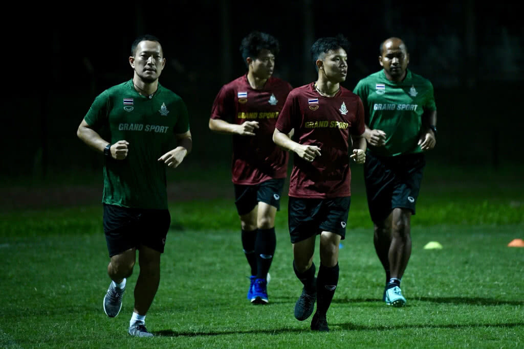 "ช้างศึกเอเชียนเกมส์" ได้เอกนิษฐ์ร่วมซ้อม "โค้ชโย่ง" แย้มมีเซอร์ไพรส์เกมดวลกาตาร์