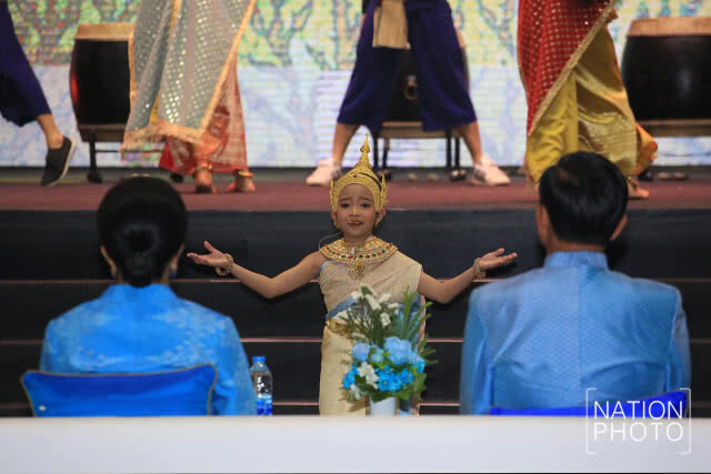 เปิดงานศิลปาชีพ ประทีปไทย OTOP ก้าวไกลด้วยพระบารมี ปี พ.ศ. 2561