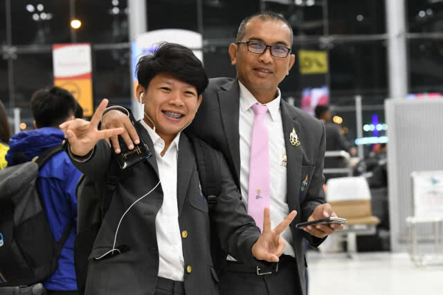 "ชบาแก้ว" บินลัดฟ้าตะลุยแดนอิเหนา "โค้ชหนึ่ง" เผยนักเตะพร้อมเกินร้อย
