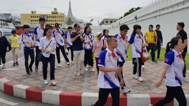 ทัพจอมเตะไทย ไหว้สิ่งศักดิ์สิทธิ์คู่บ้านคู่เมืองก่อนลุย อชก.