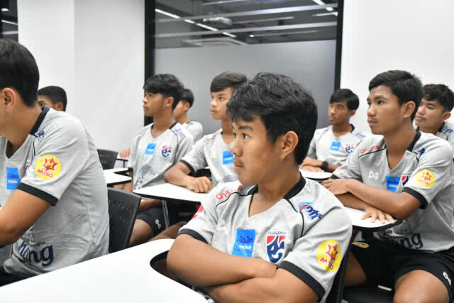 ช้างศึก ยู16 รายงานตัว ก่อนลุยแคมป์ที่สเปน